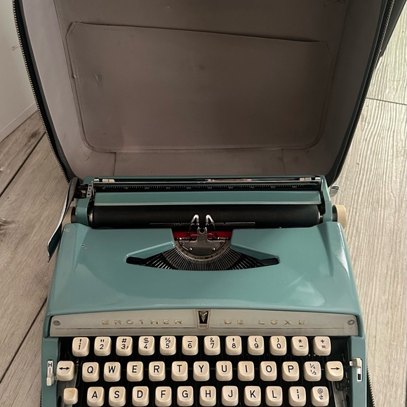 Brother Retro Blue Office Typewriter